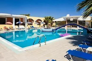 Hera Zakynthos מלון 2*